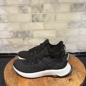 Merrell Women’s Embark Elastic Lace Sneakers